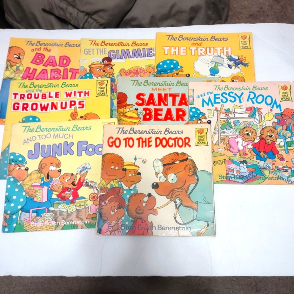 8 Vintage The Berenstain Bears First Time Books Lot - See Description!